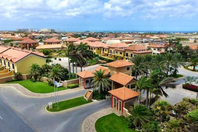 Special House In Gold Coast With Private Jacuzzi Villa Palm Beach Bagian luar foto