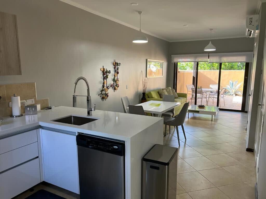 Special House In Gold Coast With Private Jacuzzi Villa Palm Beach Bagian luar foto